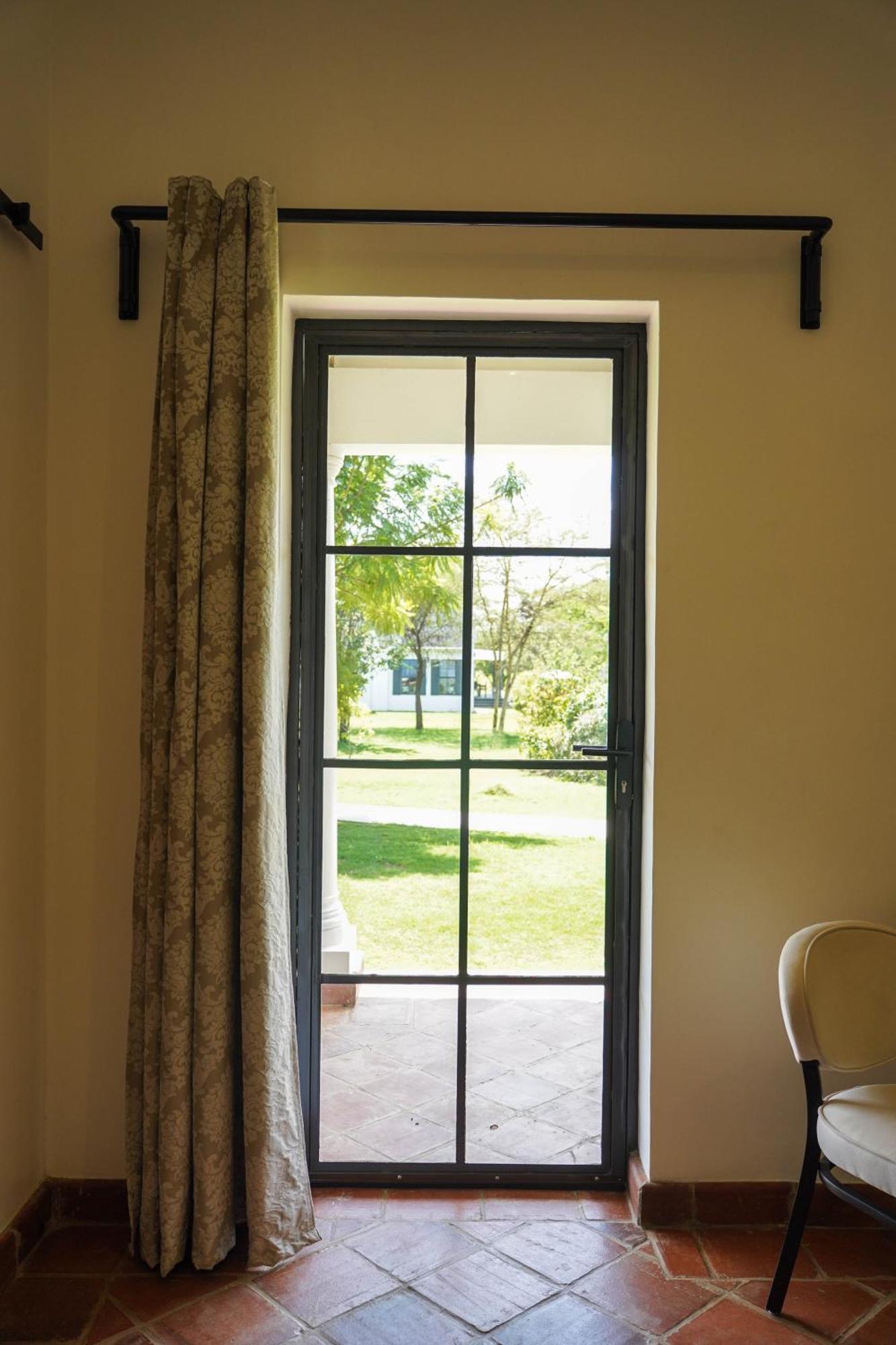 Kili Seasons Hotel Arusha Bilik gambar